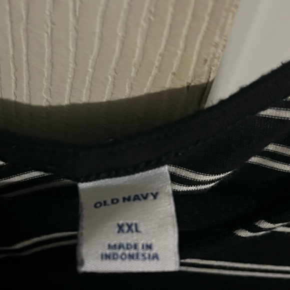 Old Navy Black and White Striped Long Sleeve Dress - Picture 3 of 4